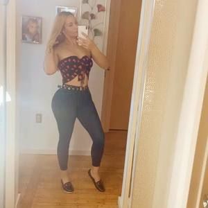 Meet your Posher, Angie